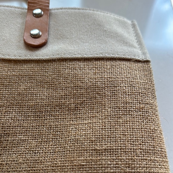 Brighton Earth Love Tote Burlap/Leather 13" x 15" LOVE MAKES EARTH GO ROUND - Picture 6 of 10